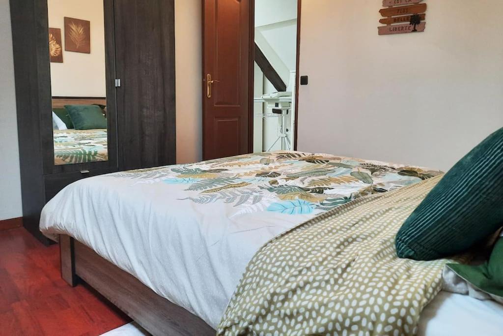 Villa Confortable Avec Jacuzzi A Chevannes Chevannes  Exterior photo
